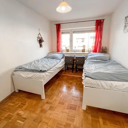 Bege Flatnest 아파트 뮌헨글라드바흐