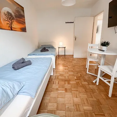 Bege Flatnest דירה *