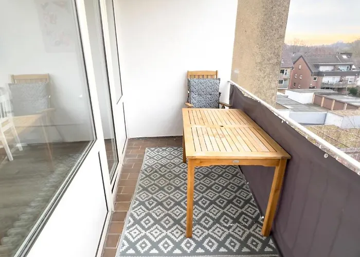 Bege Flatnest Lejlighed *